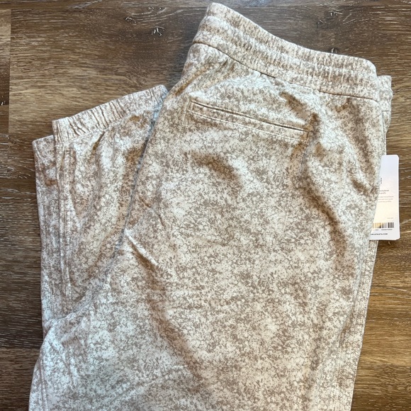 ATHLETA Farallon Jogger NWT size 3X - Picture 7 of 13